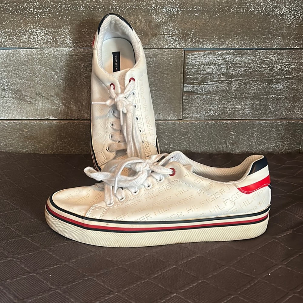Tommy Hilfiger sneakers